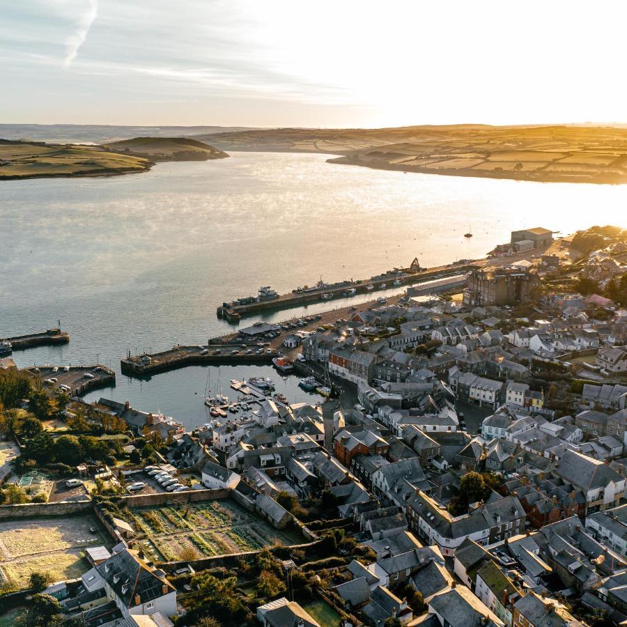Padstow Escapes - Pajar Luxury Penthouse Apartment Exteriör bild