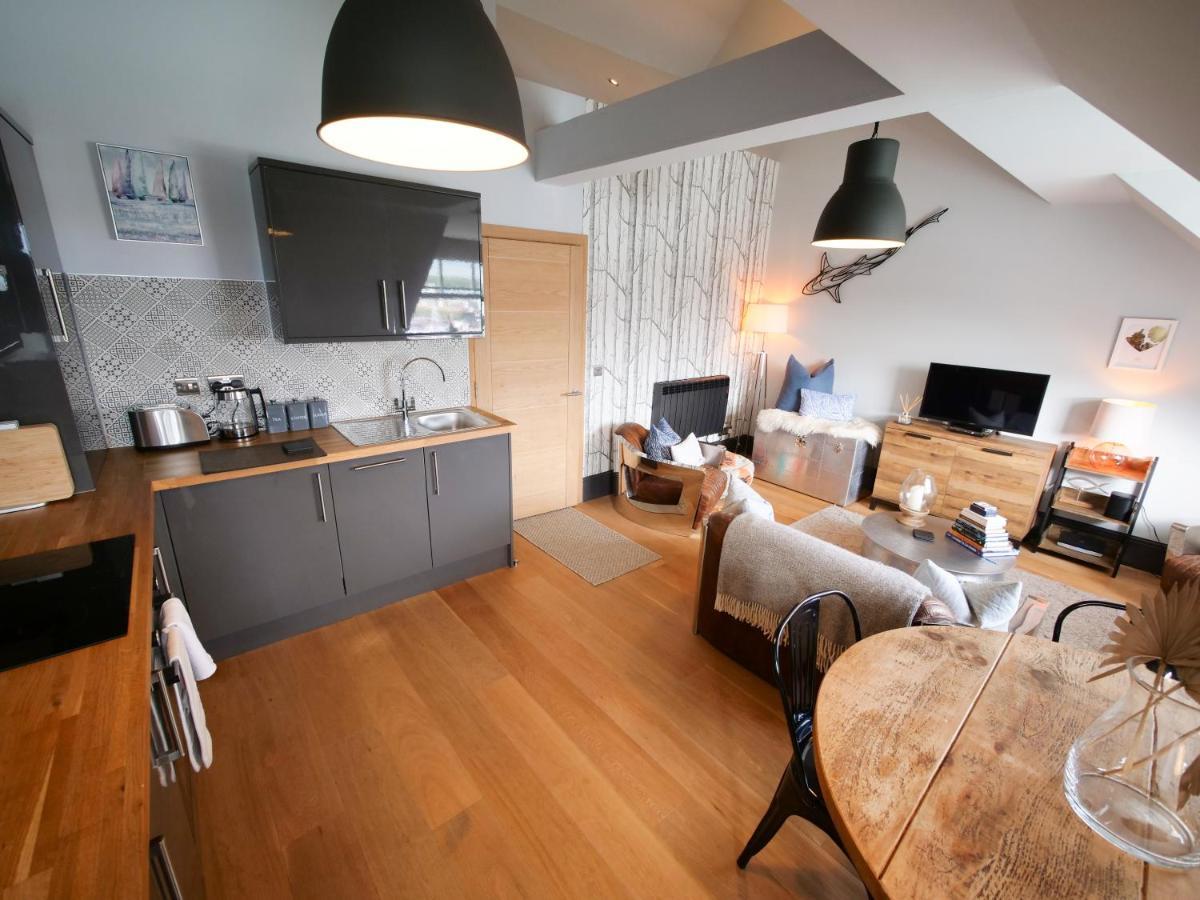 Padstow Escapes - Pajar Luxury Penthouse Apartment Exteriör bild