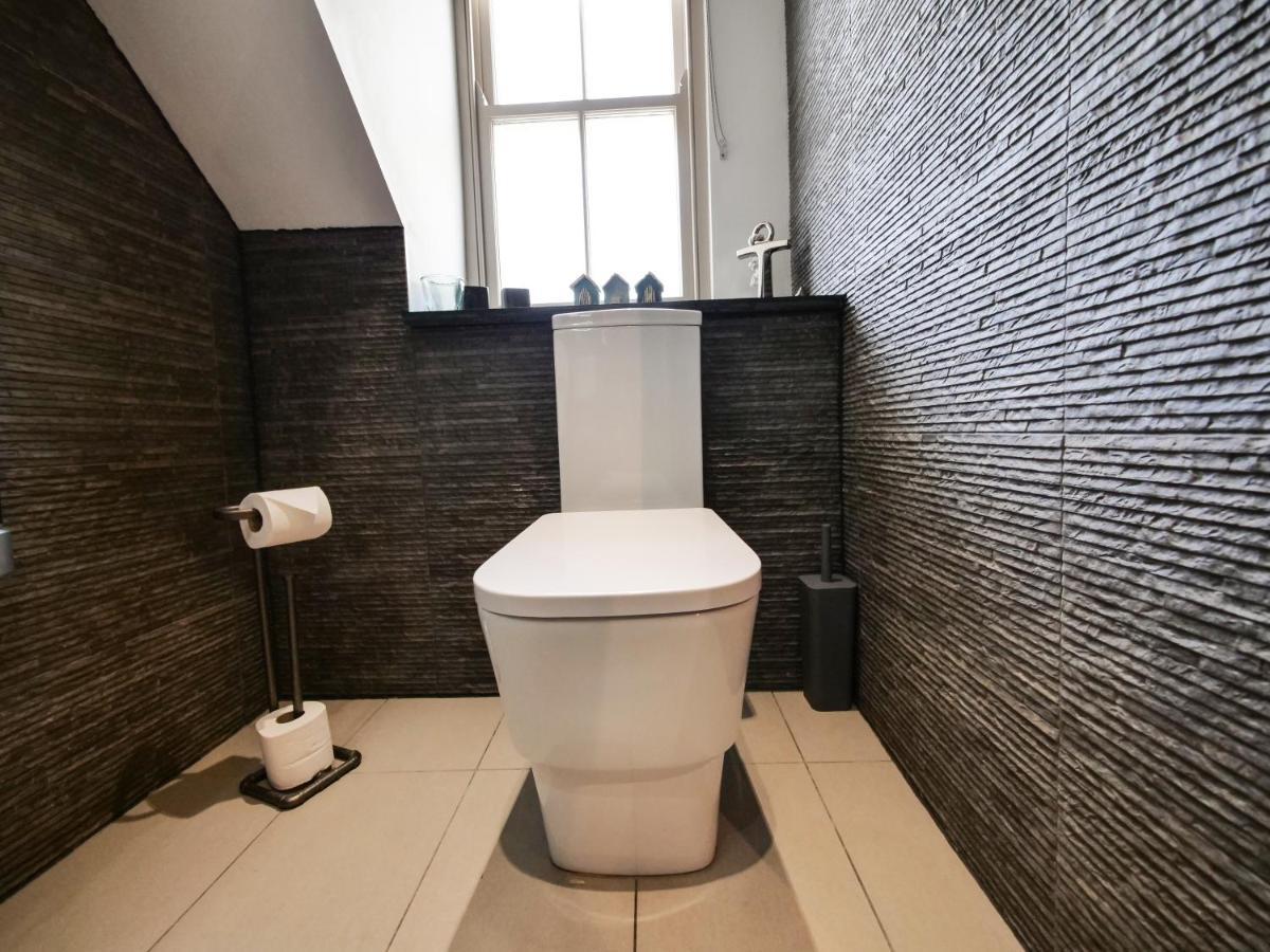 Padstow Escapes - Pajar Luxury Penthouse Apartment Exteriör bild