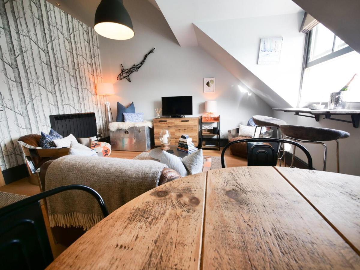 Padstow Escapes - Pajar Luxury Penthouse Apartment Exteriör bild