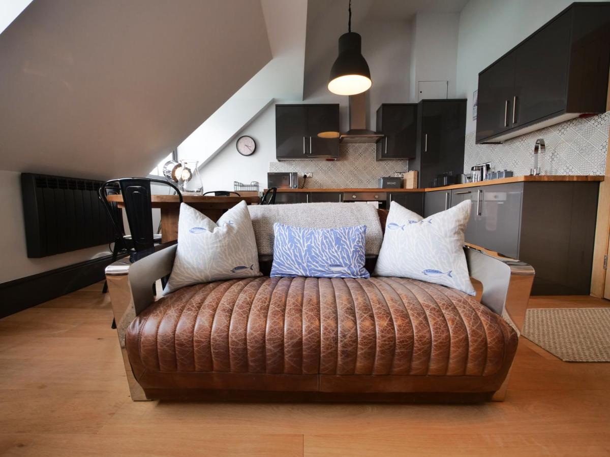 Padstow Escapes - Pajar Luxury Penthouse Apartment Exteriör bild
