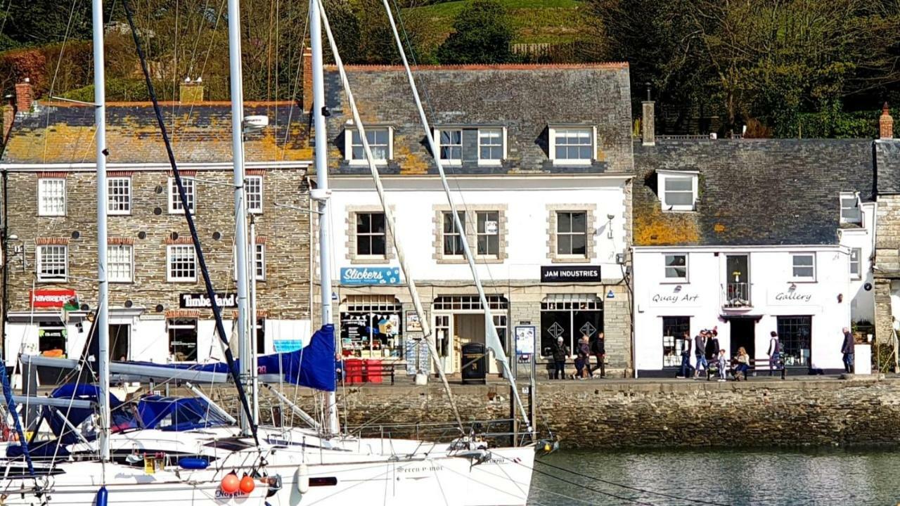 Padstow Escapes - Pajar Luxury Penthouse Apartment Exteriör bild